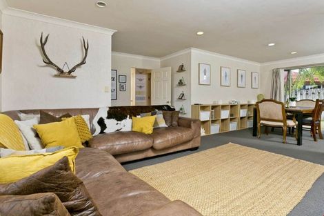 Photo of property in 37 Martin Jugum Lane, Ranui, Auckland, 0612