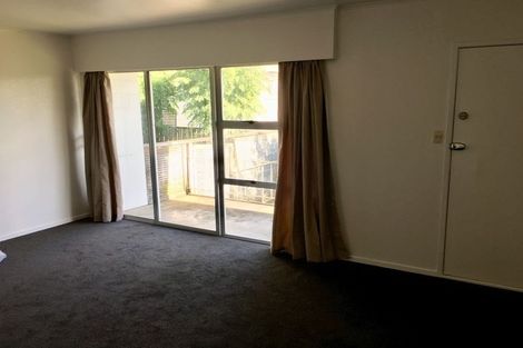 Photo of property in 22 Grande Vue Road, Hillpark, Auckland, 2102