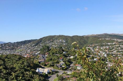 Photo of property in 24 Cathie Place, Karori, Wellington, 6012
