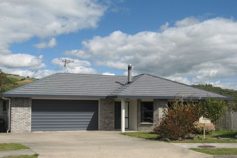 Photo of property in 61 Pelorus Street, Welcome Bay, Tauranga, 3112