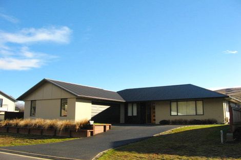 Photo of property in 23 Lochnagar Drive, Lake Hayes, Queenstown, 9304