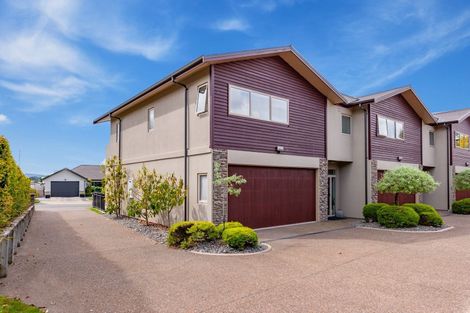 Photo of property in 3/15 Tremaine Avenue, Two Mile Bay, Taupo, 3330