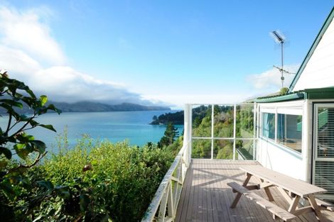 Photo of property in 7a Ranui Crescent, Diamond Harbour, Lyttelton, 8971