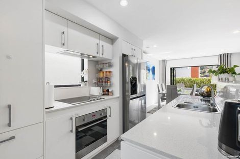 Photo of property in 42 Makamaka Lane, Albany Heights, Auckland, 0632