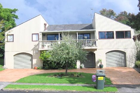 Photo of property in 70 Fordyce Avenue, Sunnyhills, Auckland, 2010
