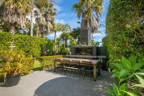 Photo of property in 55 Wainui Avenue, Point Chevalier, Auckland, 1022