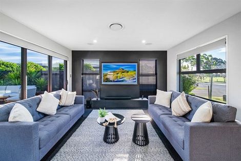 Photo of property in 73 Dynes Road, Rolleston, 7615