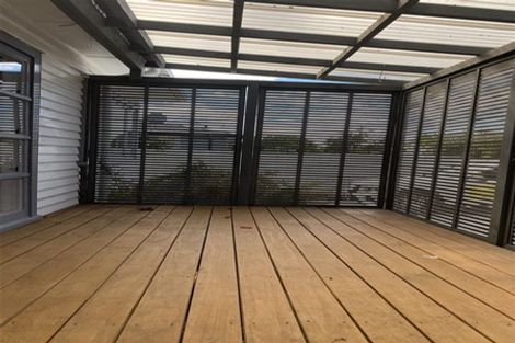 Photo of property in 32 Grove Road, Papakura, 2110