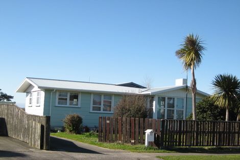 Photo of property in 13 Fergusson Street, Marton, 4710