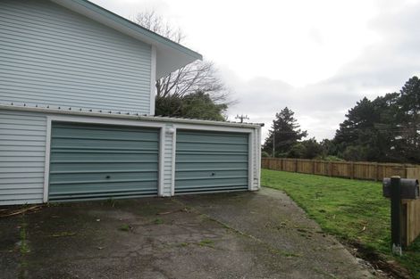 Photo of property in 2 Avro Road, Blue Mountains, Upper Hutt, 5371
