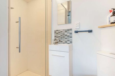 Photo of property in 11 Gordon Road, Western Heights, Rotorua, 3015