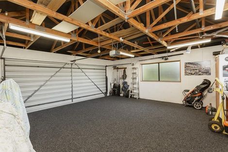 Photo of property in 154 Hagart-alexander Drive, Mosgiel, 9024