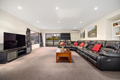 Photo of property in 11 Highview Terrace, Queenstown, 9300