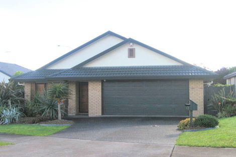 Photo of property in 13 Brittas Place, East Tamaki, Auckland, 2016