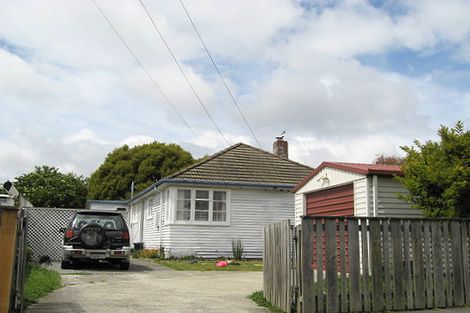 Photo of property in 12 Hollyford Avenue, Bryndwr, Christchurch, 8053