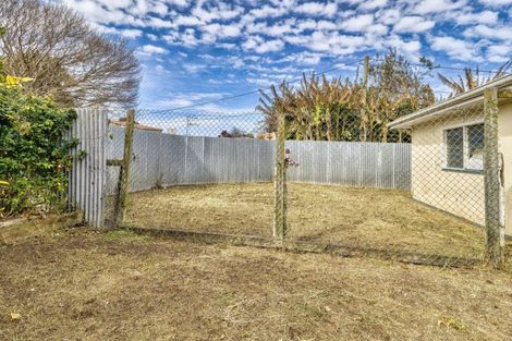 Photo of property in 15 Percy Spiller Avenue, Maraenui, Napier, 4110