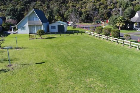 Photo of property in 106 Omara Place, Matarangi, Whitianga, 3592