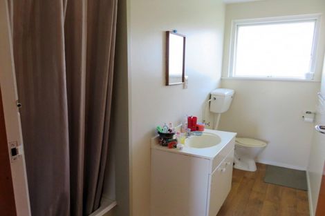 Photo of property in 1 Middlepark Road, Sockburn, Christchurch, 8042