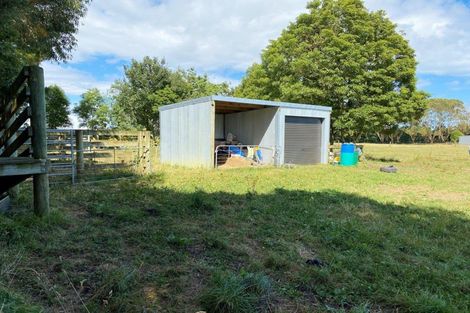 Photo of property in 358 Kimberley Road, Levin, 5571