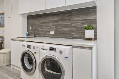 Photo of property in 95a Edgeware Road, St Albans, Christchurch, 8014