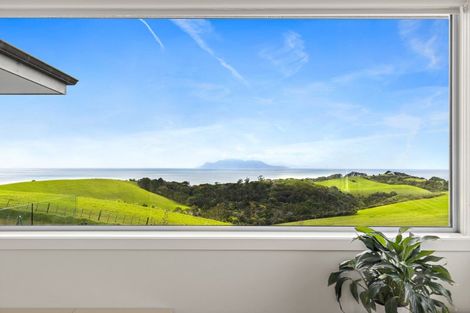 Photo of property in 28 Matheson Bush Road, Leigh, 0985