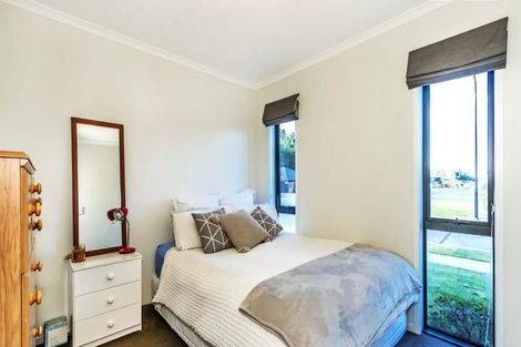 Photo of property in 61 Farnborough Way, Rolleston, 7615