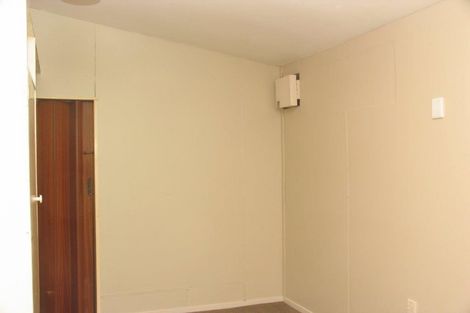 Photo of property in 176 Kent Street, Kingston, Athol, 9793