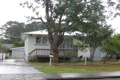 Photo of property in 71 Farquhar Road, Glendene, Auckland, 0602