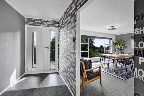 Photo of property in 20 Truby King Street, Merrilands, New Plymouth, 4312