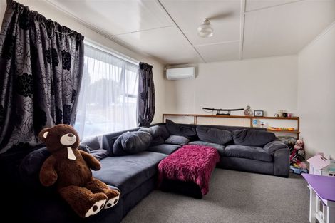 Photo of property in 25 Grey Street, Normanby, Hawera, 4614