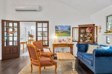 Photo of property in 237 High Street, Oxford, 7430