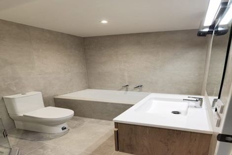 Photo of property in 9d Janome Place, Bucklands Beach, Auckland, 2014