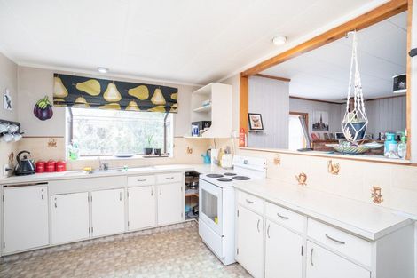 Photo of property in 9 Huia Street, Pahiatua, 4910