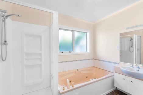 Photo of property in 25b Ilam Road, Upper Riccarton, Christchurch, 8041