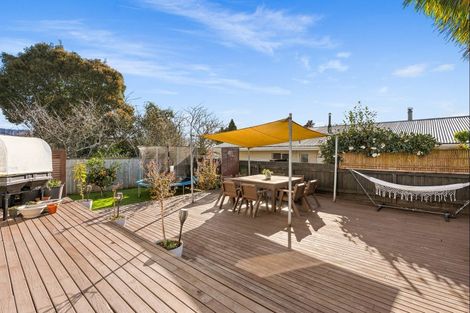 Photo of property in 21 Hastings Street, Te Puke, 3119