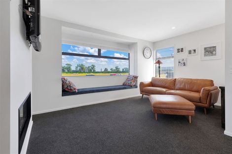 Photo of property in 38 Te Hurunui Drive, Pegasus, 7612