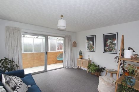 Photo of property in 1/117 Estuary Road, South New Brighton, Christchurch, 8062