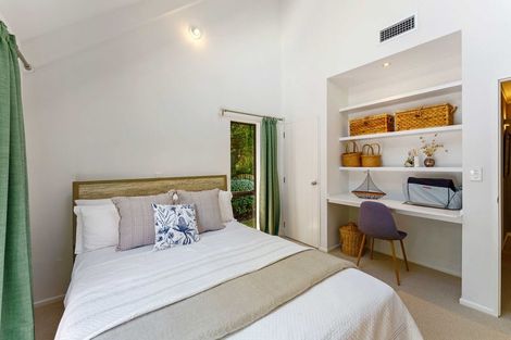 Photo of property in 34 Horopito Road, Waikanae, 5036