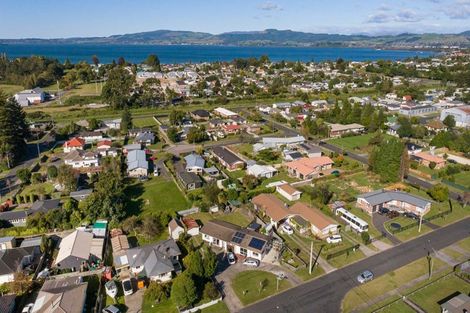 Photo of property in 9b Tapsell Road, Fairy Springs, Rotorua, 3015