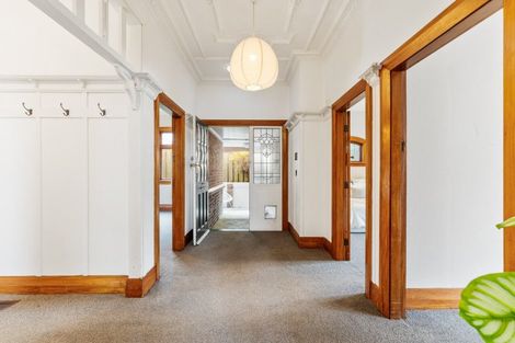 Photo of property in 21 Grandview Crescent, Opoho, Dunedin, 9010