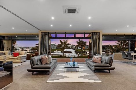 Photo of property in 12 Rauiri Drive, One Tree Point, 0118