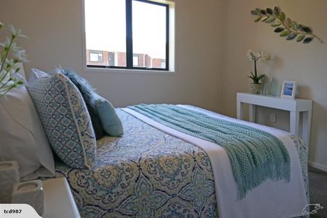 Photo of property in 3 Bellbird Place, Orewa, 0931