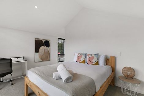 Photo of property in 6 Mckenzies Shute, Jacks Point, Queenstown, 9371