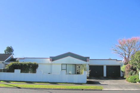 Photo of property in 24 Bernard Street, Chedworth, Hamilton, 3210