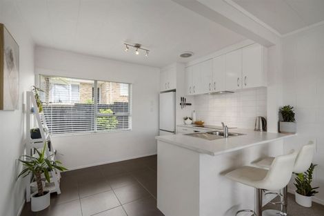 Photo of property in 1/7 Addison Drive, Glendene, Auckland, 0602