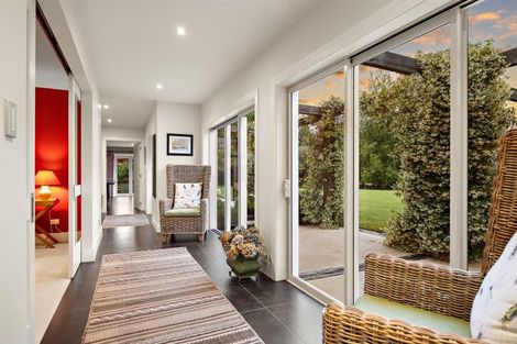 Photo of property in 5 Dysart Lane, Kumeu, 0891