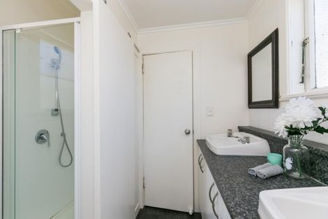 Photo of property in 2 Luxford Street, Berhampore, Wellington, 6023