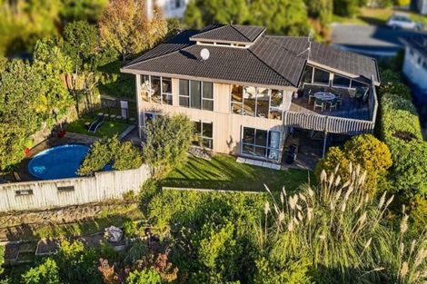 Photo of property in 3 Luff Place, Whitby, Porirua, 5024