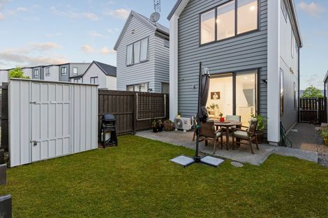 Photo of property in 8 Aveline Place, Glen Innes, Auckland, 1072