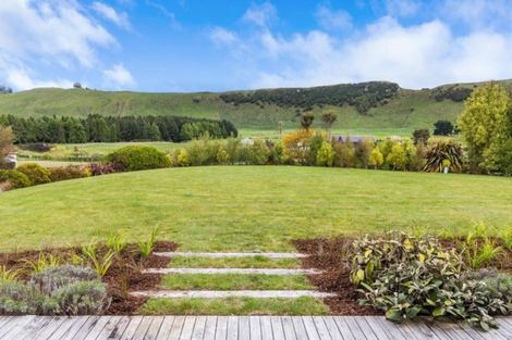 Photo of property in 21 Katelyn Place, Kinloch, Taupo, 3385